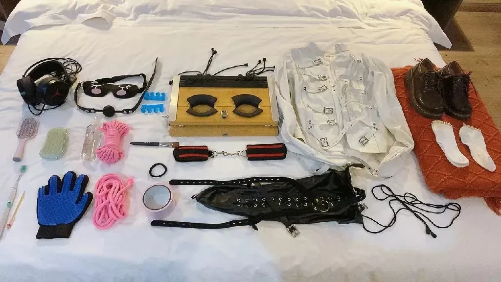 【真实优质资源】 知名画师画师橘子的 《小野约现实录》 2.webp