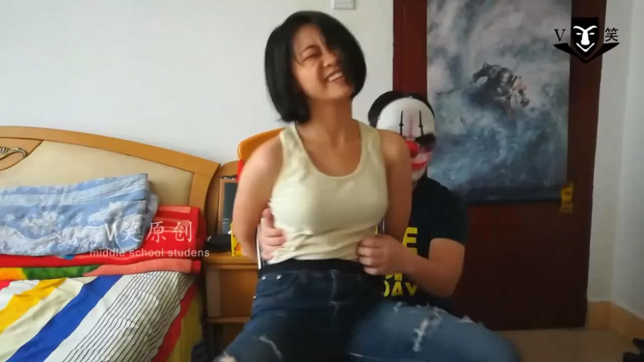 V笑原创 中学生TK番外1桐桐.mp4_20251214_203805130.webp