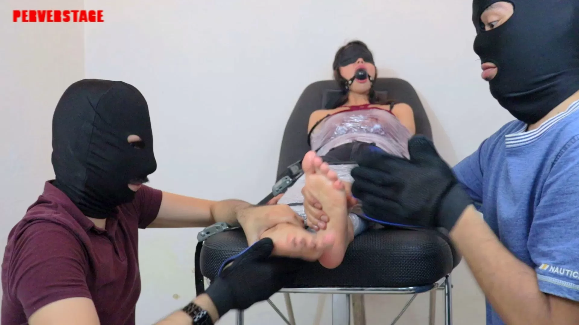 Perverstage – Cynthia’s tickle therapy.mp4_snapshot_16.29.488.webp