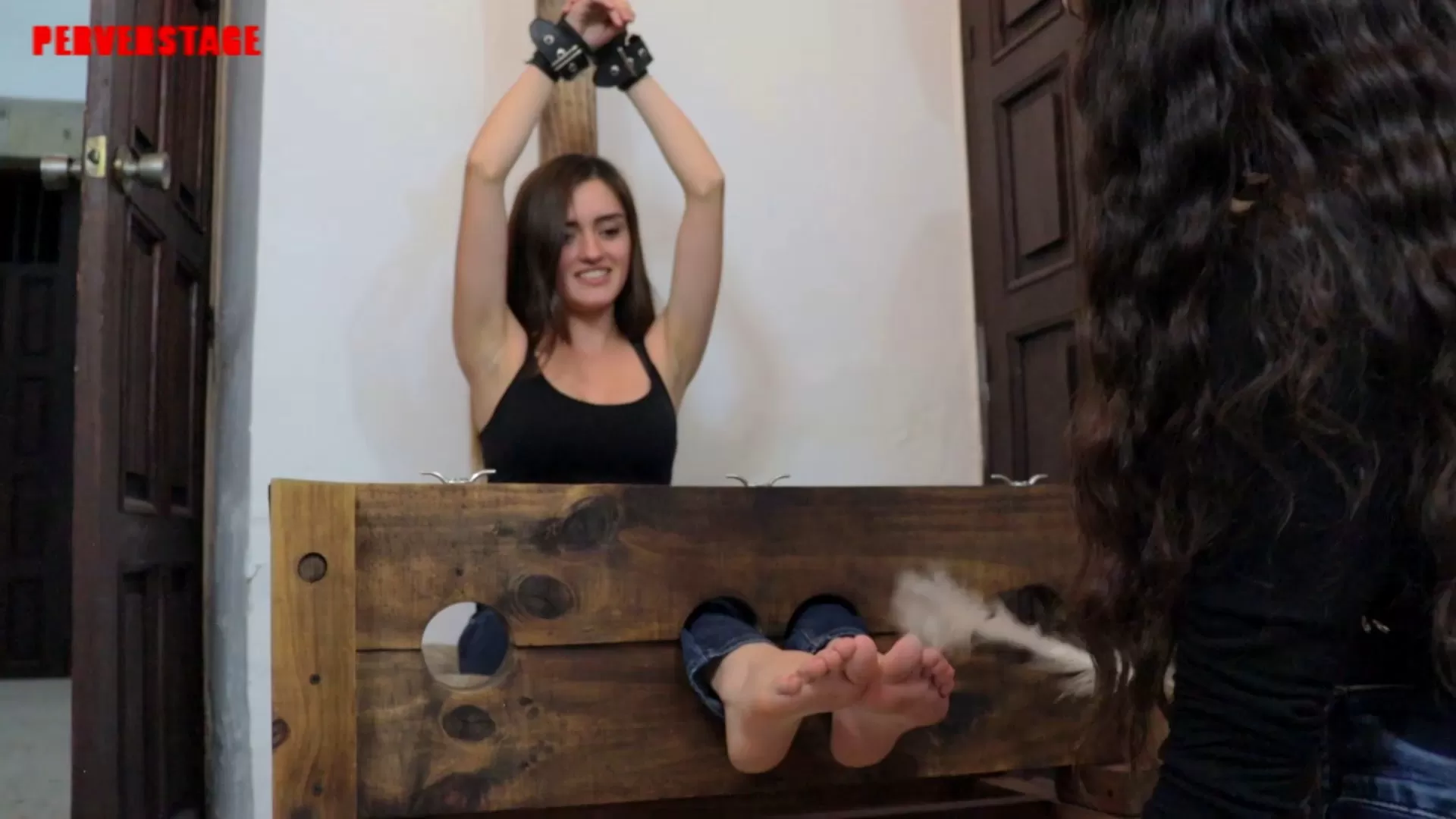 Perverstage – Melissa a Cynthia’s Firstimer Friend.mp4_snapshot_03.53.566.webp