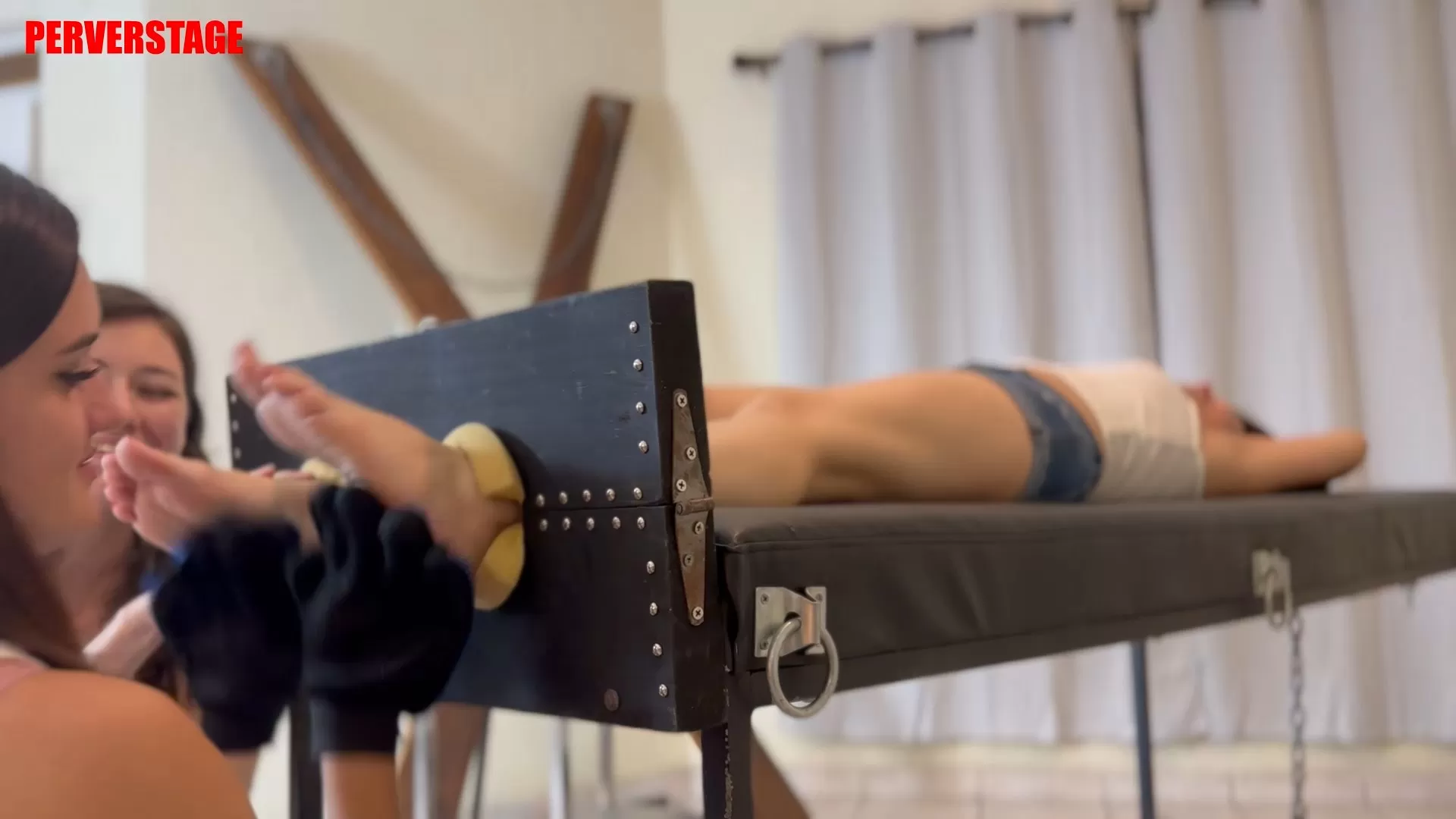 Perverstage – Crazy Massage Double Tickling Gloves Mania 2 Chapter (Custom).mp4.webp