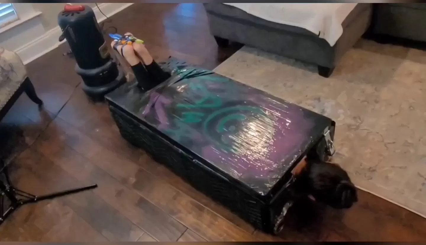 Fettish – HOSTickEL – Lil Mizz Unique.mp4_snapshot_14.31.000.webp