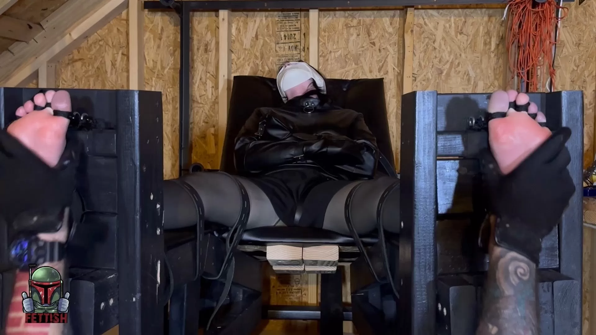 Fettish – Tickle Therapy – Amecia 2.mp4_snapshot_16.59.033.webp