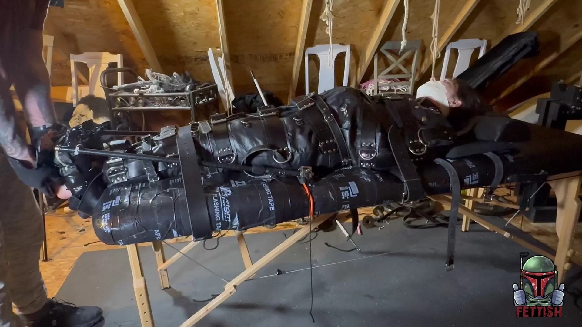 Fettish – Knismobility – Violet Gein.mp4_snapshot_12.44.000.webp