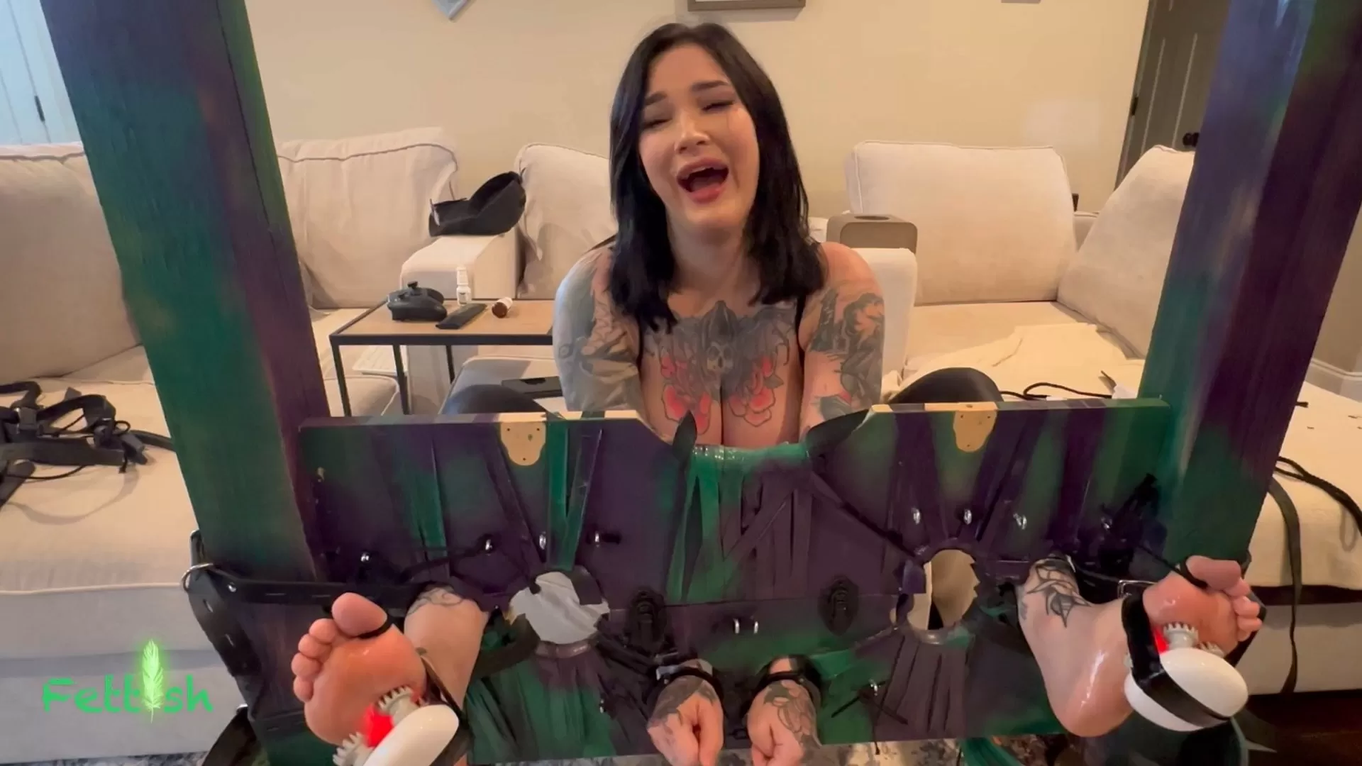 Fettish – Stocks and Bondage – Kylie Moone.mp4_snapshot_14.28.033.webp