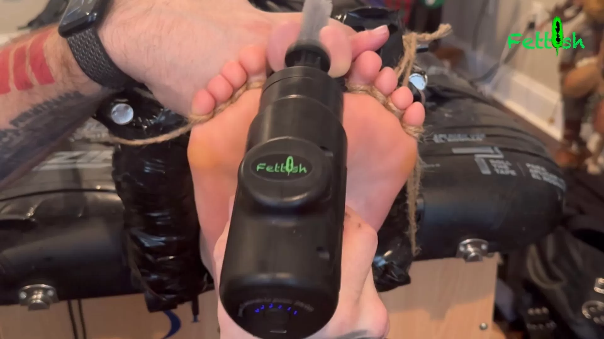 Fettish – The Tickle Table – Paige Erin Turner.mp4_snapshot_08.36.666.webp