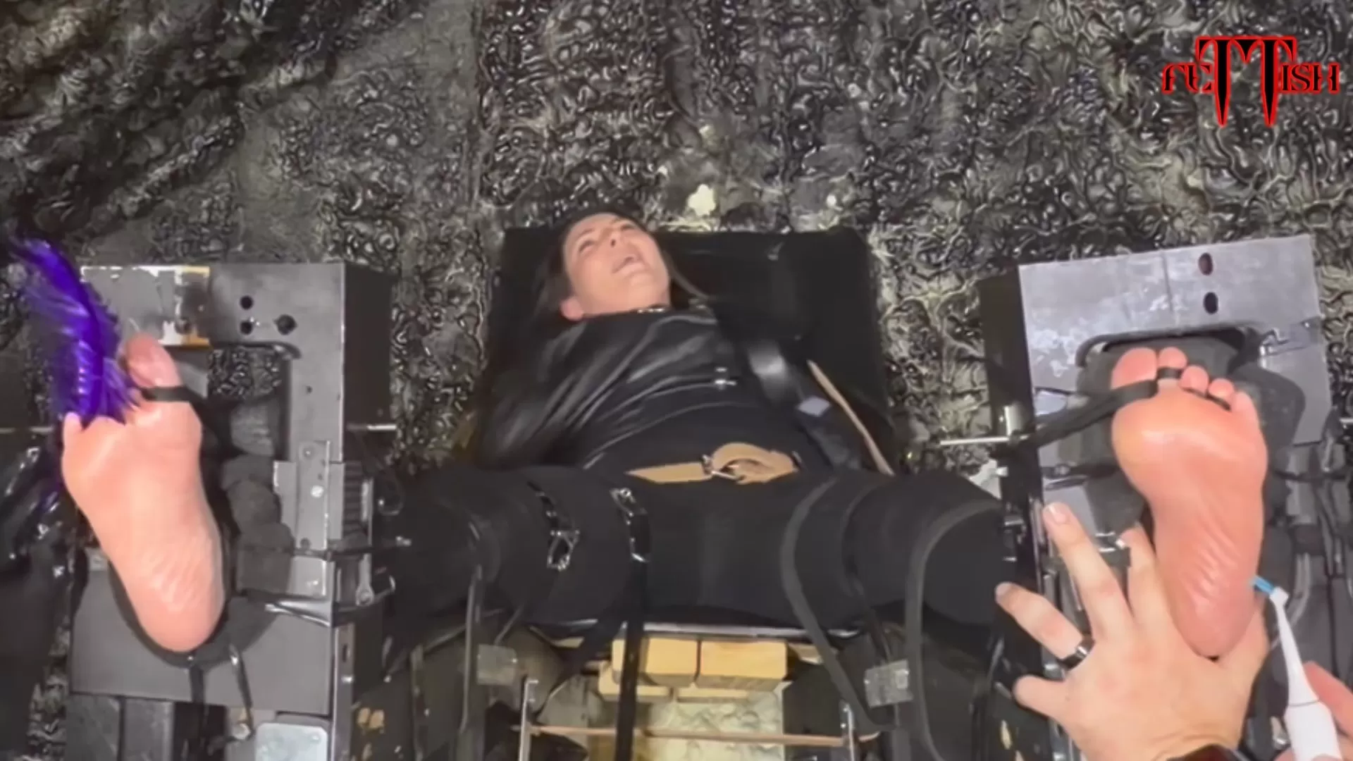 Fettish – Tickle Therapy – Jennifer Wildfire.mp4_snapshot_12.13.333.webp