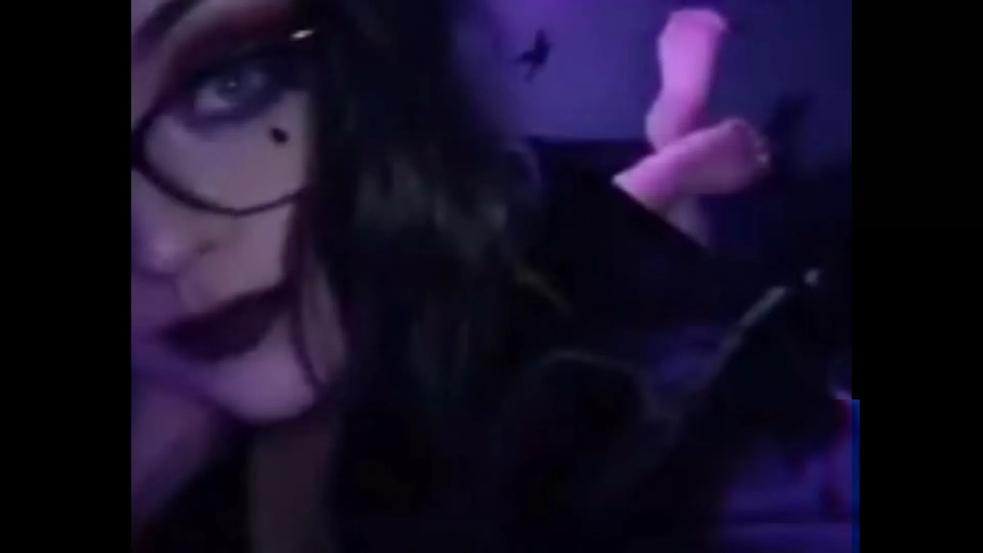 Fettish – Tickle Therapy – V the Tease part two.mp4_snapshot_00.08.333.webp