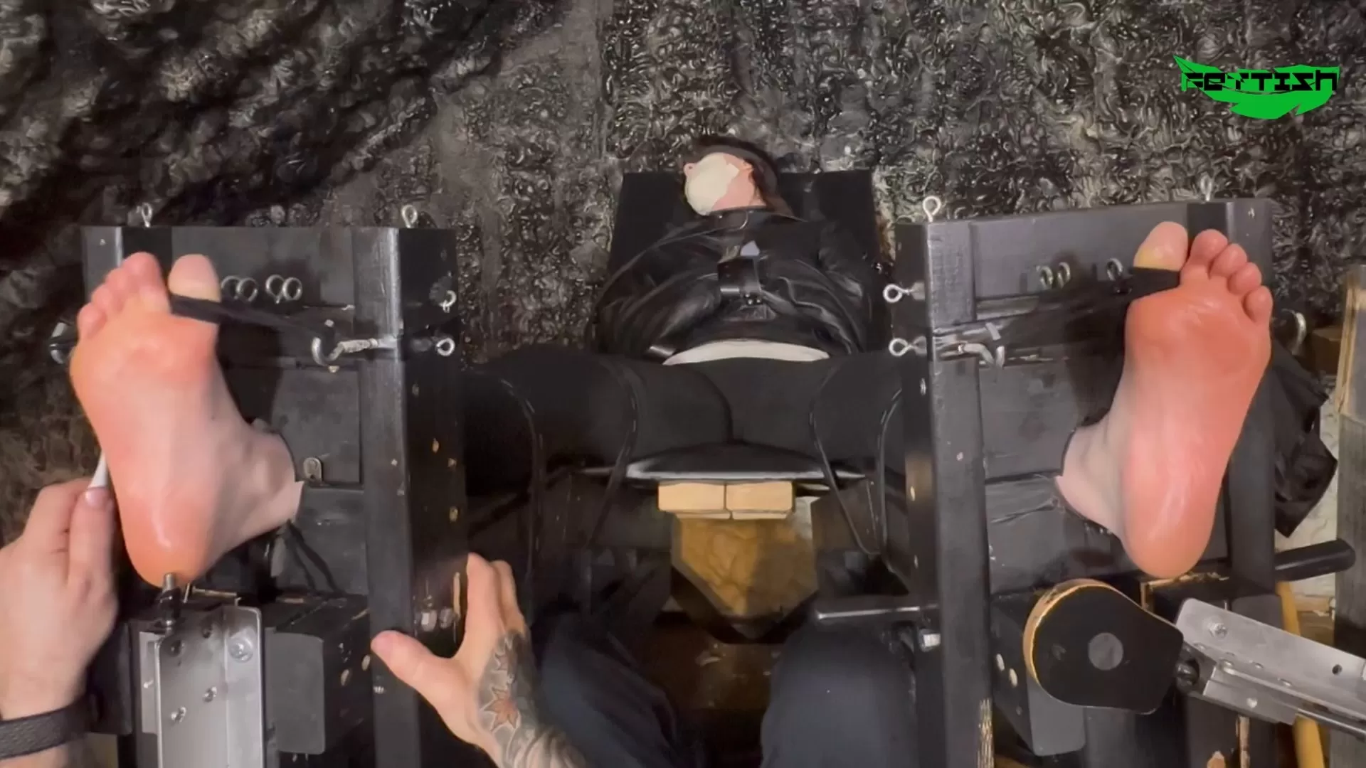 Fettish – Tickle Therapy Challenge – Amecia.mp4_snapshot_08.45.000.webp