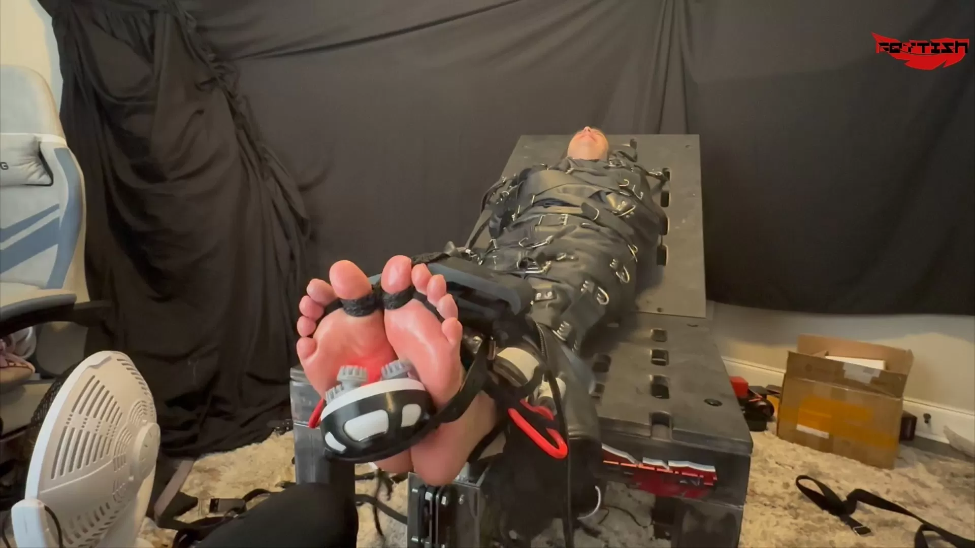 Fettish – The Tickle Table – Indica 2.mp4_snapshot_04.43.366.webp