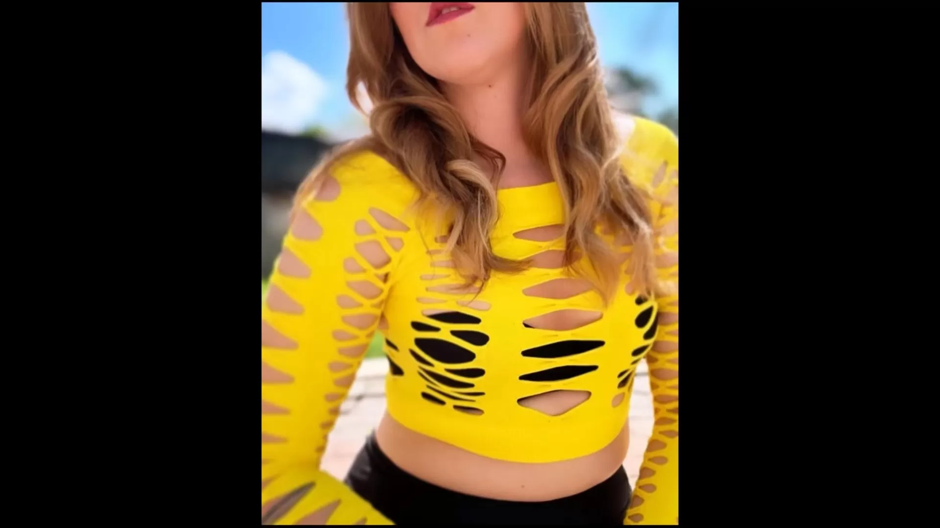 Fettish – Tickle Therapy – Honey Kinkade II.mp4_snapshot_00.07.733.webp