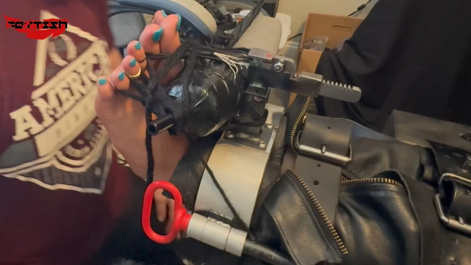 Fettish – TickOLing – Lithie Table v2.mp4_snapshot_04.12.500.webp