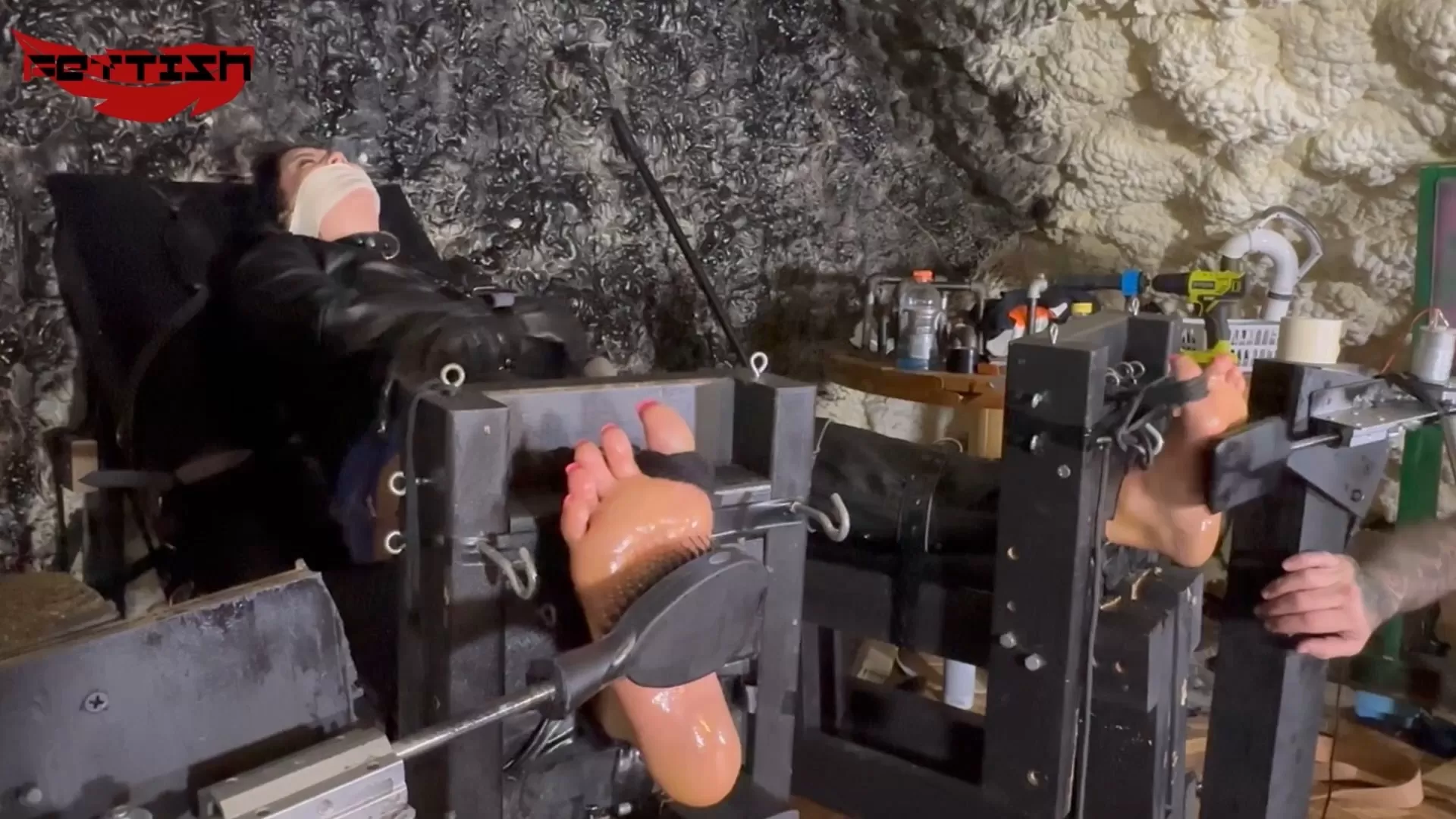 Fettish – TickOLing -the Interrogation of Lithie.mp4_snapshot_17.14.200.webp