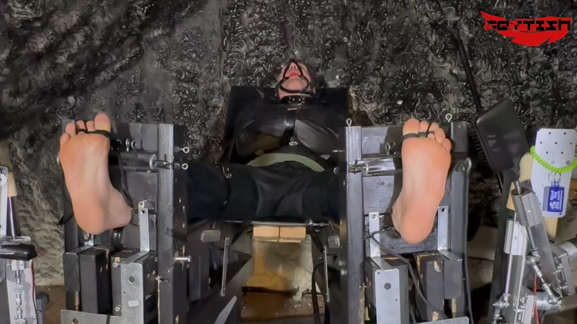 Fettish – Vengeance – Miss Mia.mp4_snapshot_00.14.813.webp