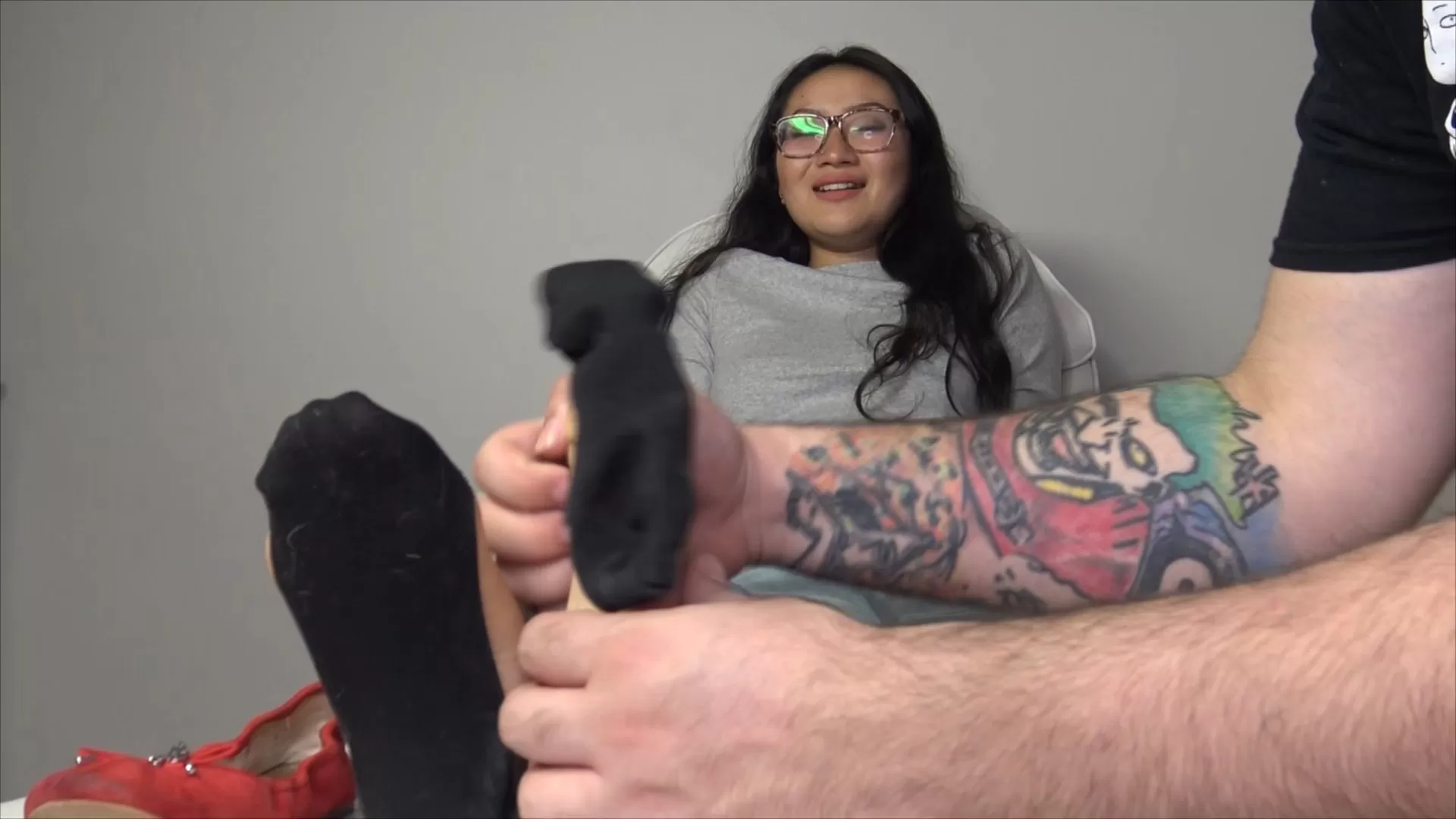 TheTickleRoom - Neko Yano in Playing Foot Games! Sexy Feet and Giggles.mp4_snaps.webp