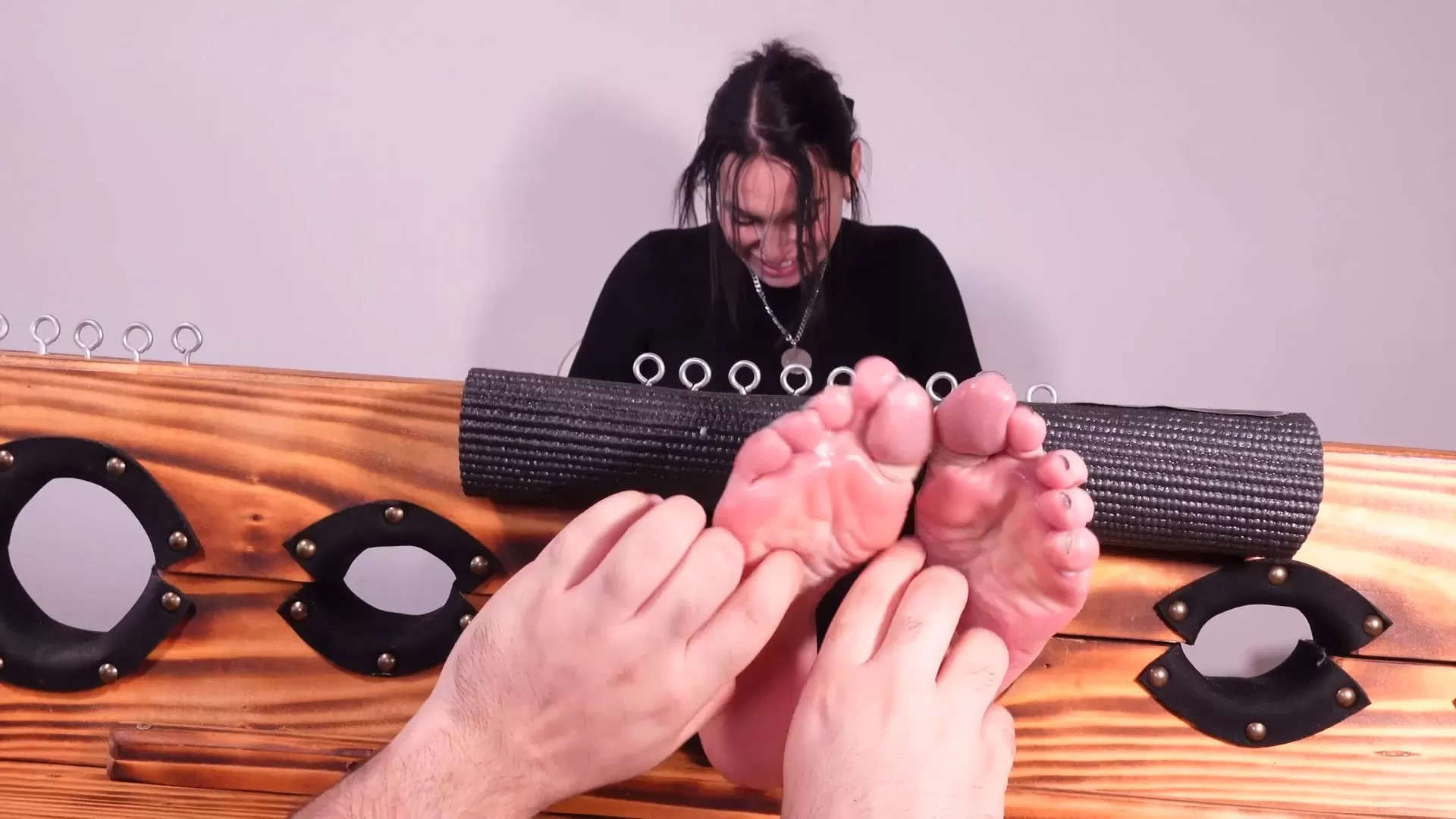 TheTickleRoom – April Big Feet Hysteria!.mp4_snapshot_11.40.466.webp