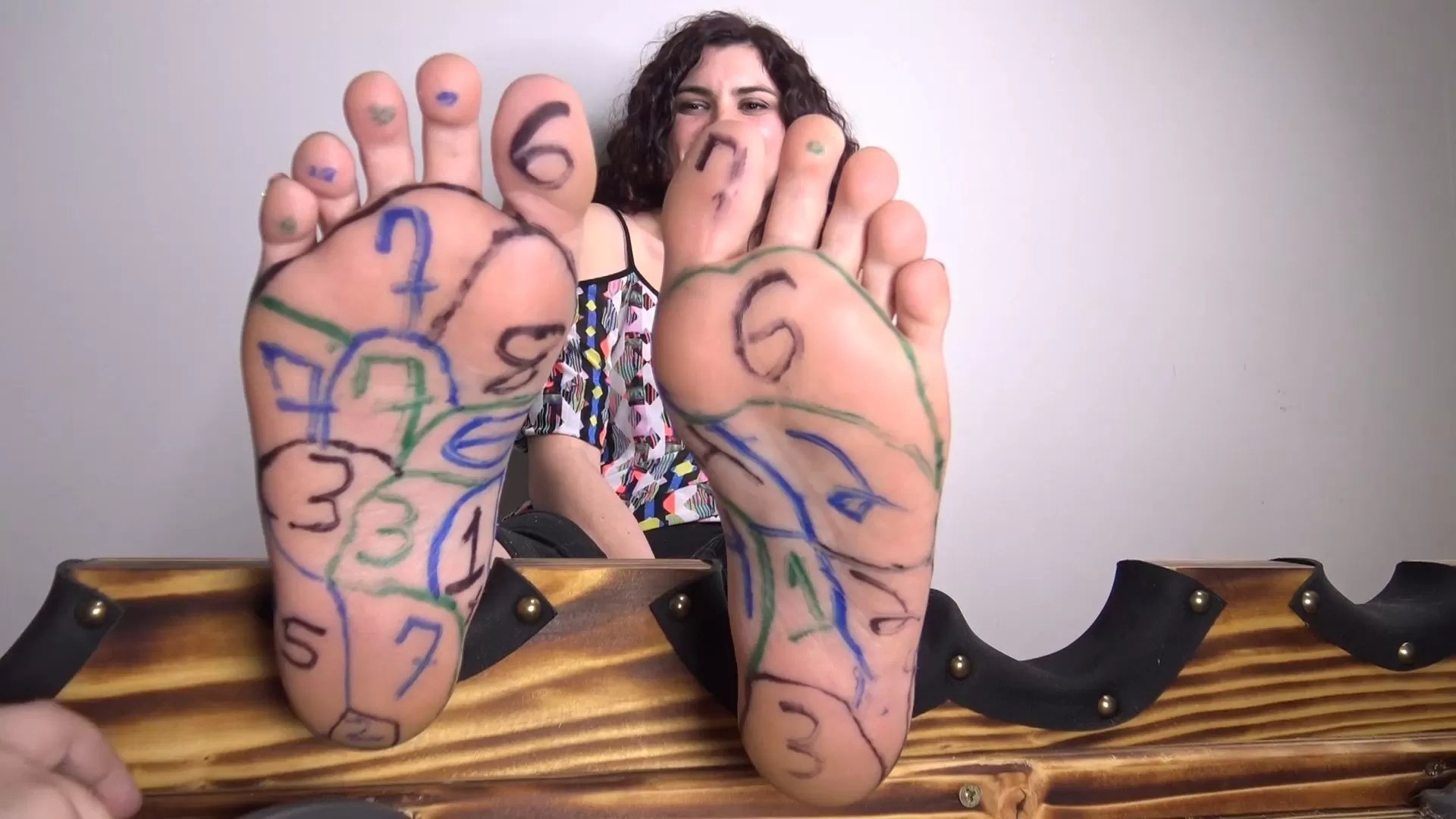 TheTickleRoom – Bella Luxx in Marking The Spots!.mp4_snapshot_17.27.613.webp