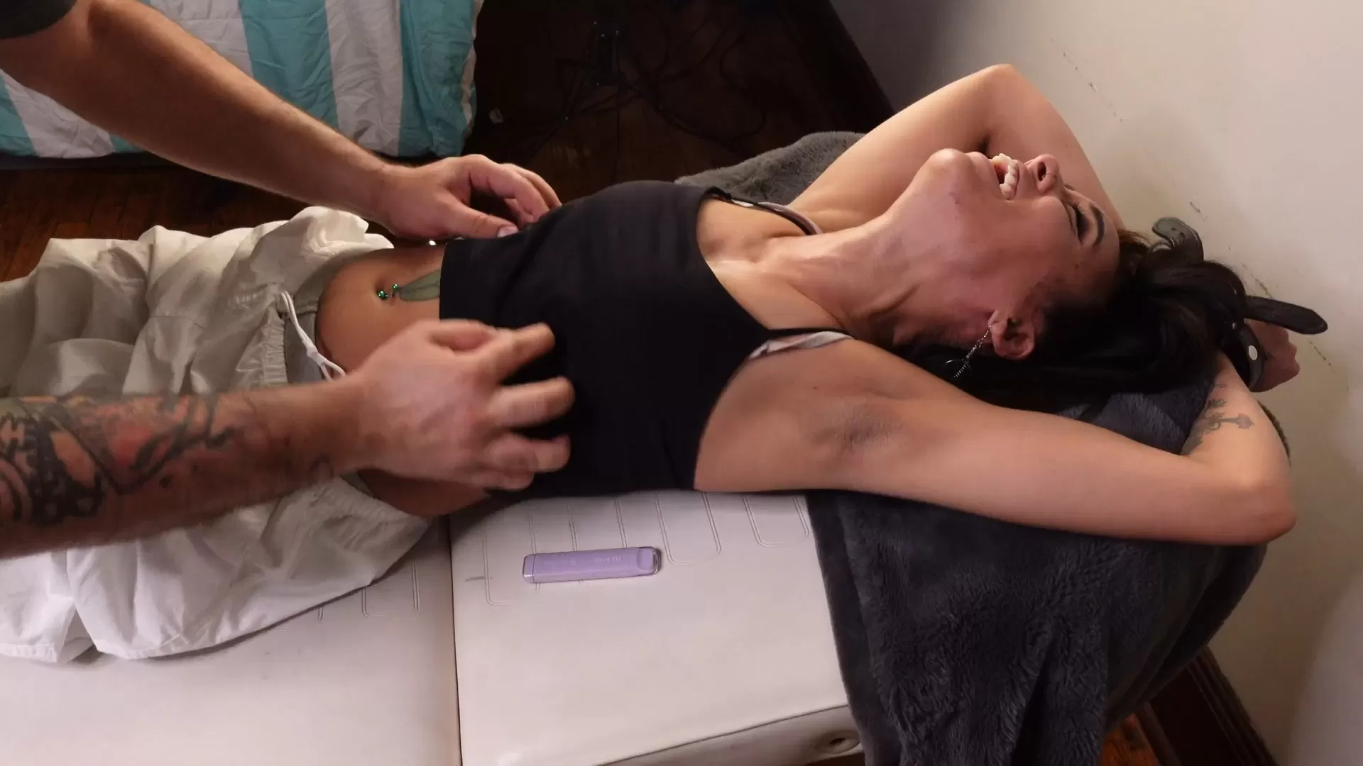 TheTickleRoom – Naomi Upperbody Exhaustion.mp4_snapshot_02.55.175.webp