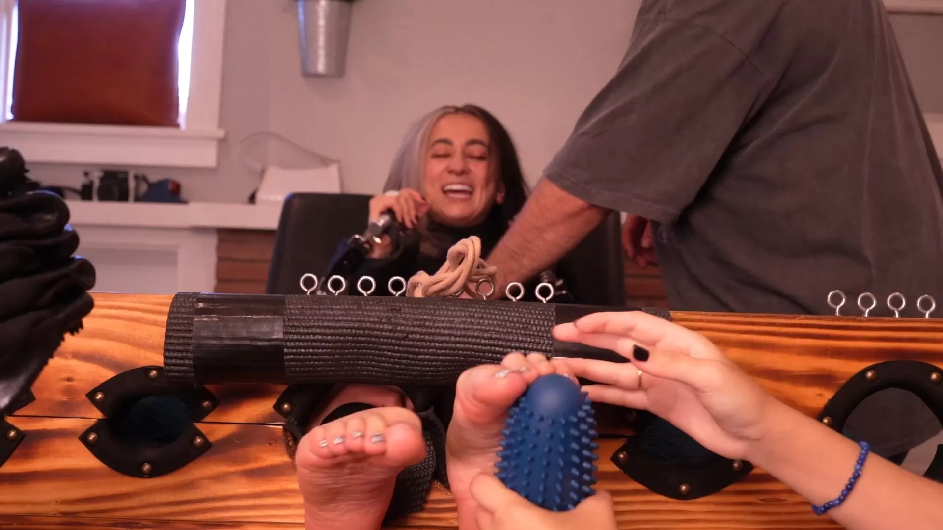 TheTickleRoom – Allisons Anniversary Double Team!.mp4_snapshot_06.14.040.webp