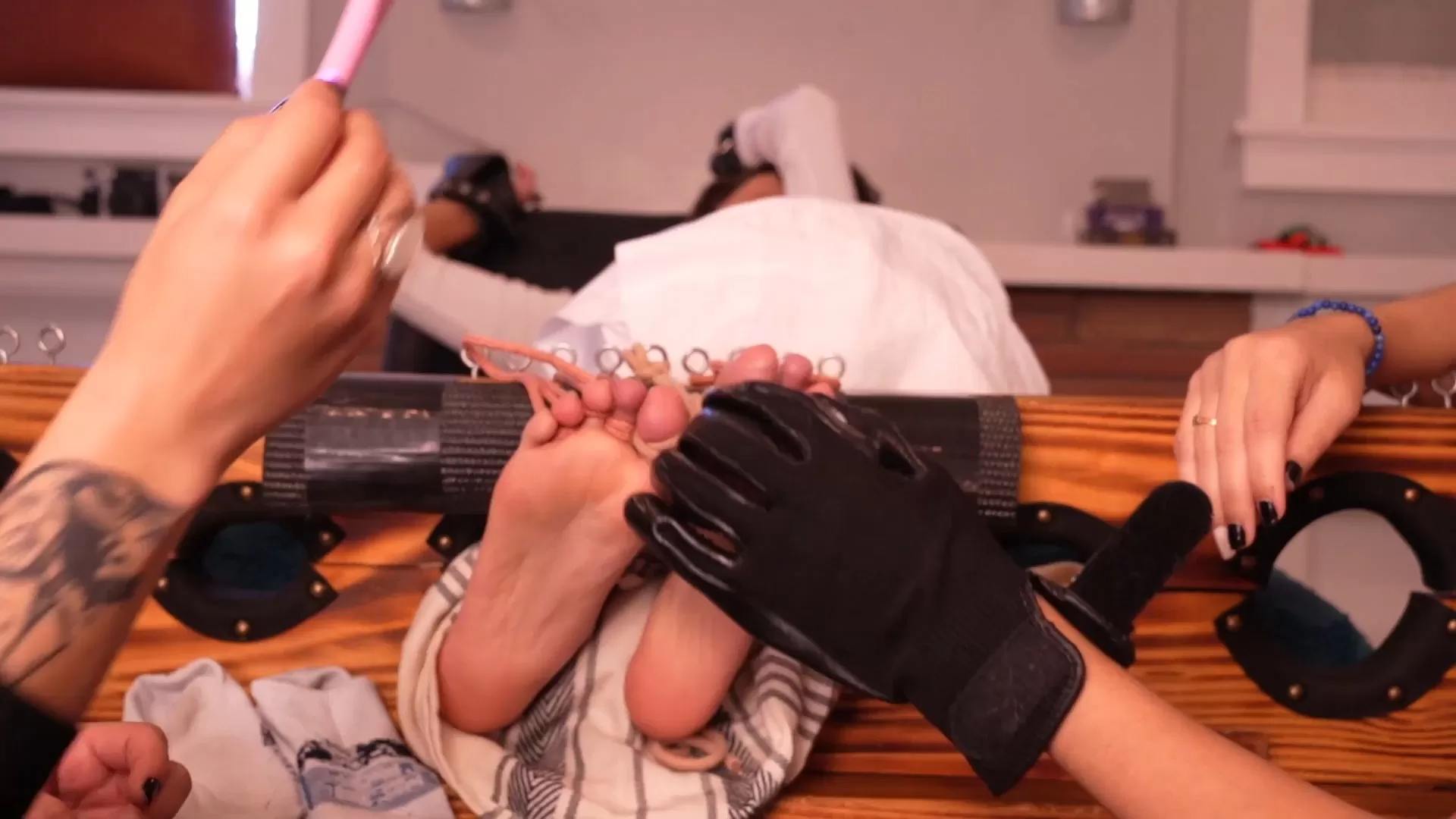 TheTickleRoom – Christina in Tag Team Foot Tickle Hell!.mp4_snapshot_02.43.429.webp