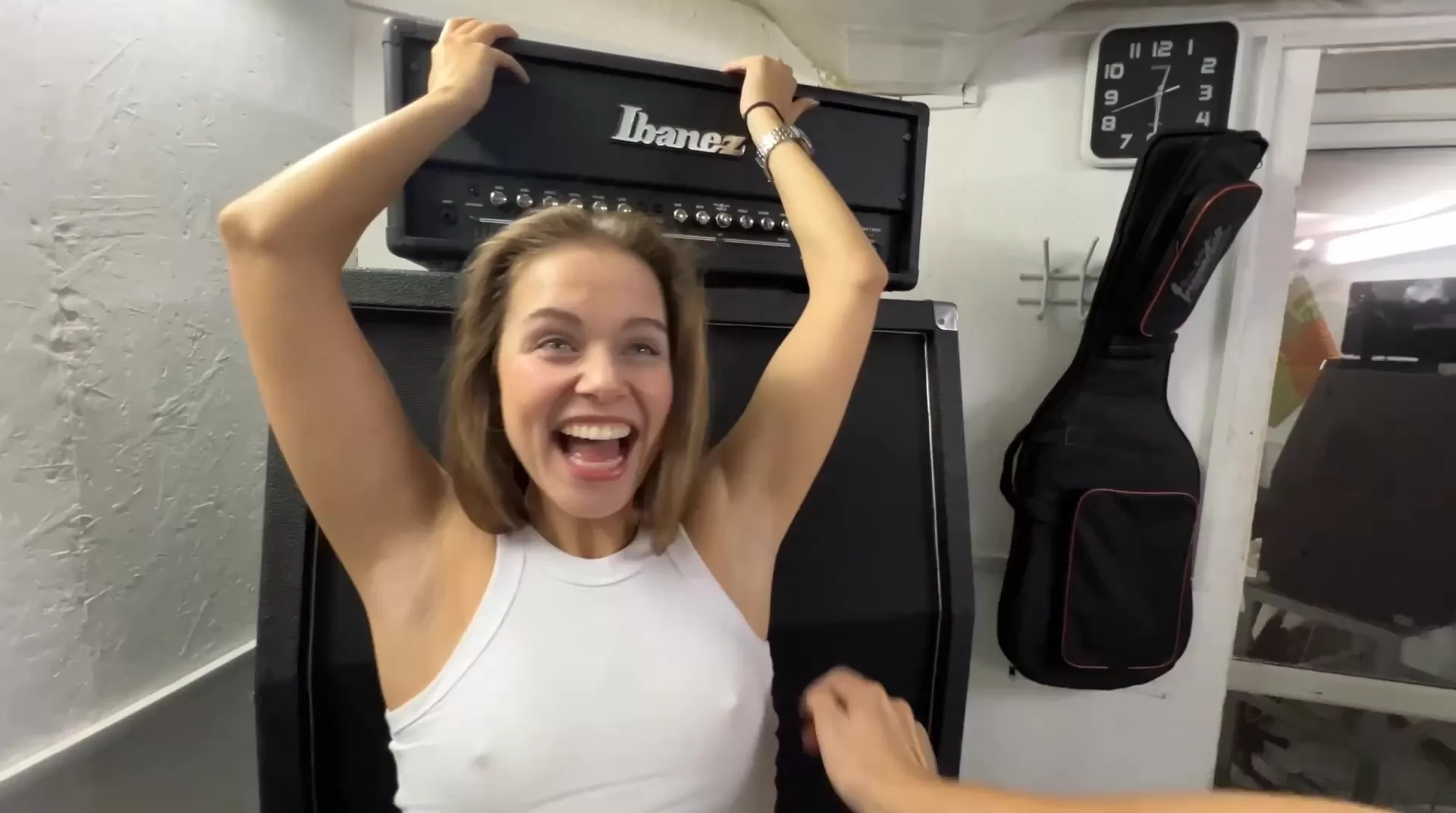 PrincessLeya – Let’s tickle ribs and armpits of Princes Leya.0001 - 00-00-37.webp