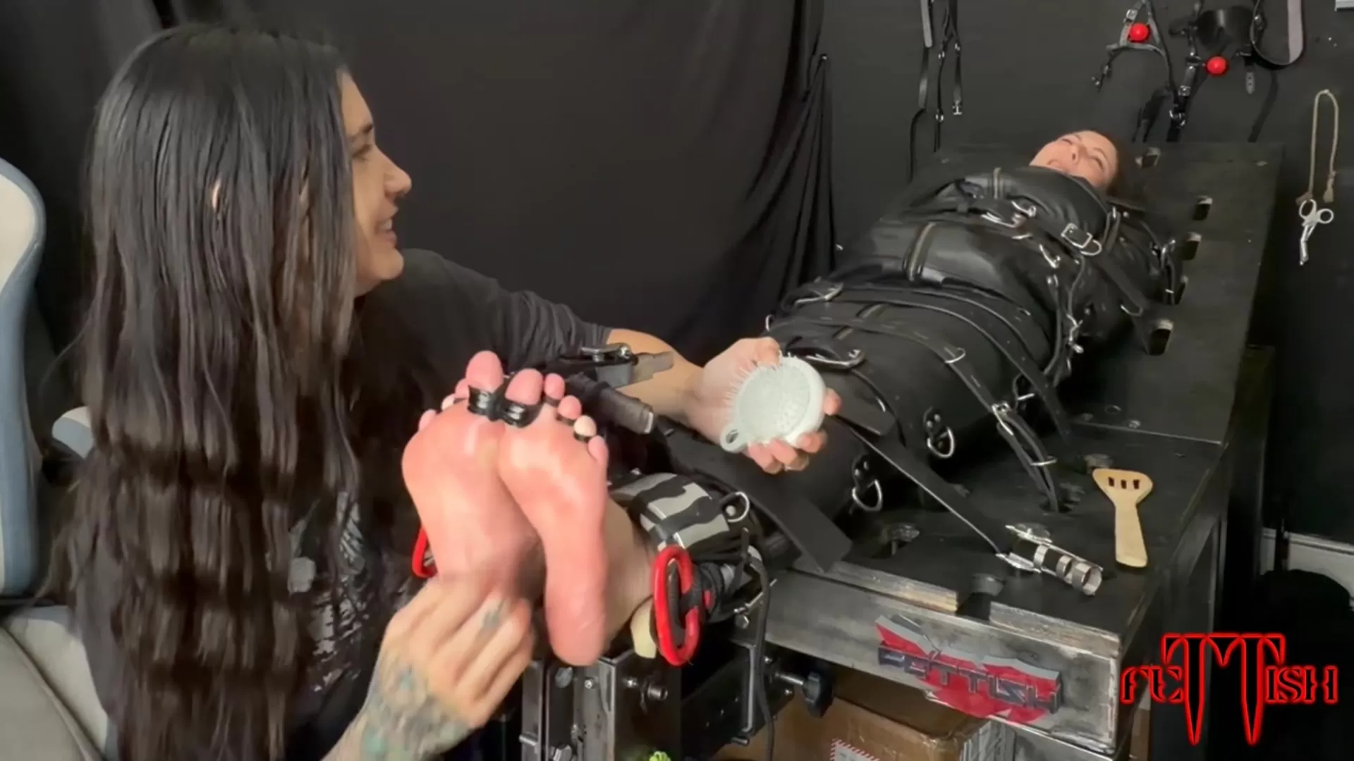 Fettish – The Tickle Table Experiment – Jennifer Wildfire and Greasy Rose.0007.webp