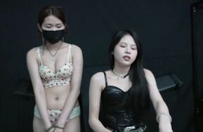 七分自律原创-素人艾米 (在线播)