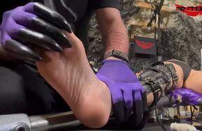 Fettish – Tickled in Steel – Indica