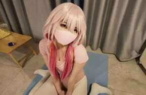 野生coser小姐姐挑战tk唱歌失败后被灌下白丝柠檬水