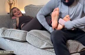 UkTickleStudio – Charley Gets Her Socks Tickled Off