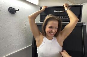 【在线播】PrincessLeya   Let s tickle ribs and armpits of Princes Leya