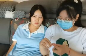 到闺蜜家做客，被迷晕遭捆绑吊起来