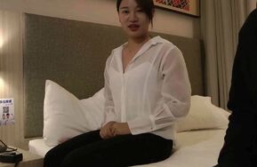 两个妹子面试痒模的TK考验