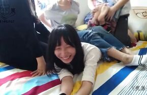 V笑原创 中学生-017 中学生软妹子TK：痒疯了 追加片段