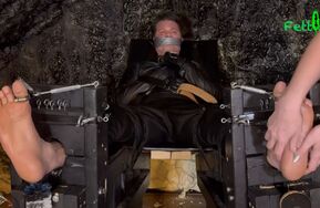 Fettish   Vengeance   Sydney Paige 2