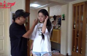 【天堂订拍】合租的背后模特亚楠，定身无意识玩脚